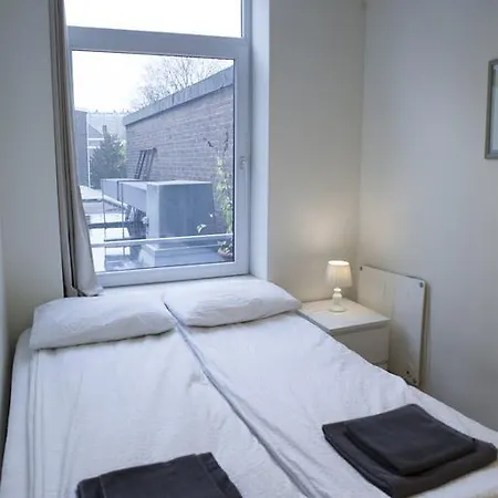Just - Central West Kruiskade Appartement *