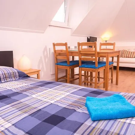 Appartement Just - Central West Kruiskade *