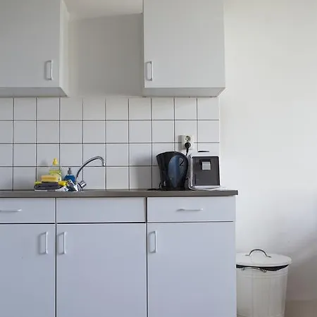 Just - Central West Kruiskade Appartement